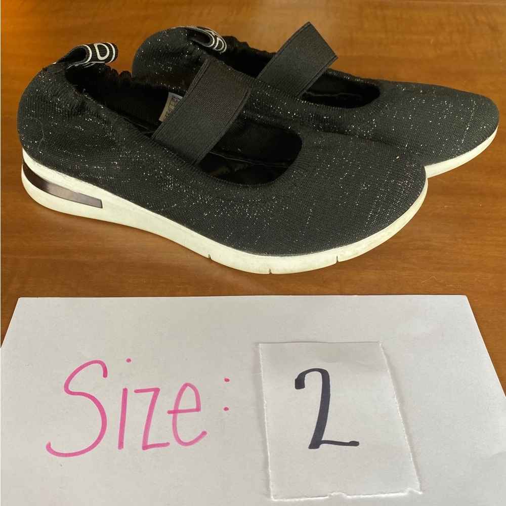 Girls Michael Kors tennis shoes